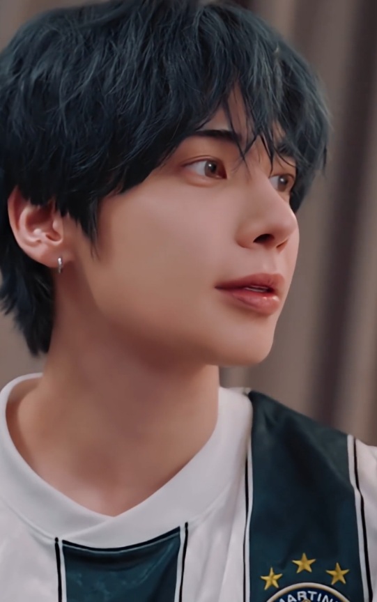 太顯 (TOMORROW X TOGETHER)粉絲拍下的瞬間