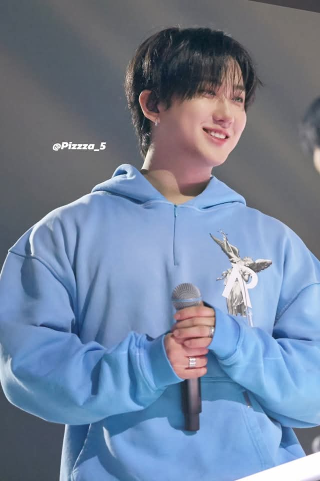 A moment captured by Changbin (Stray Kids)'s fan