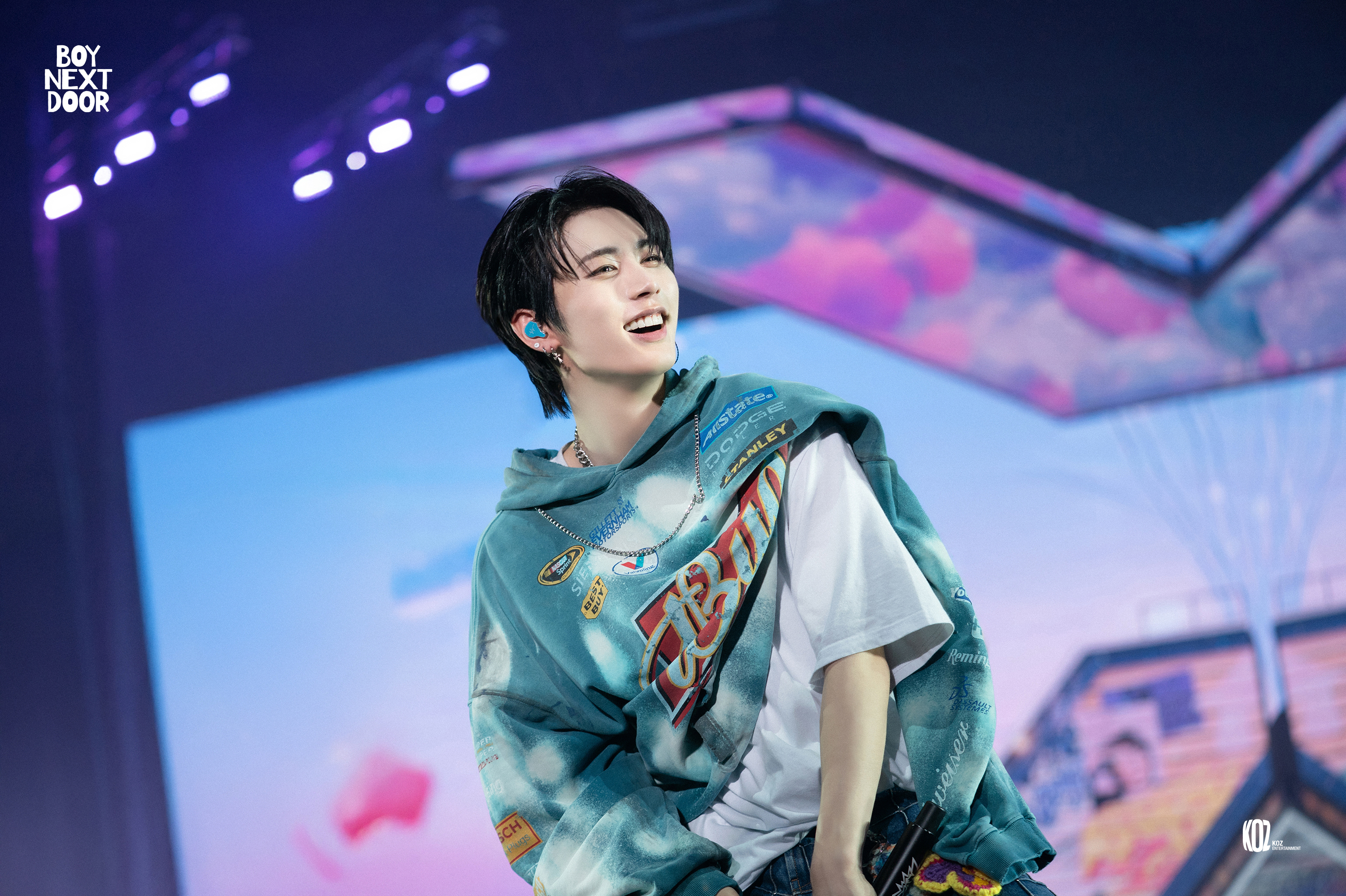 Recent activity shot of Taesan (BOYNEXTDOOR)