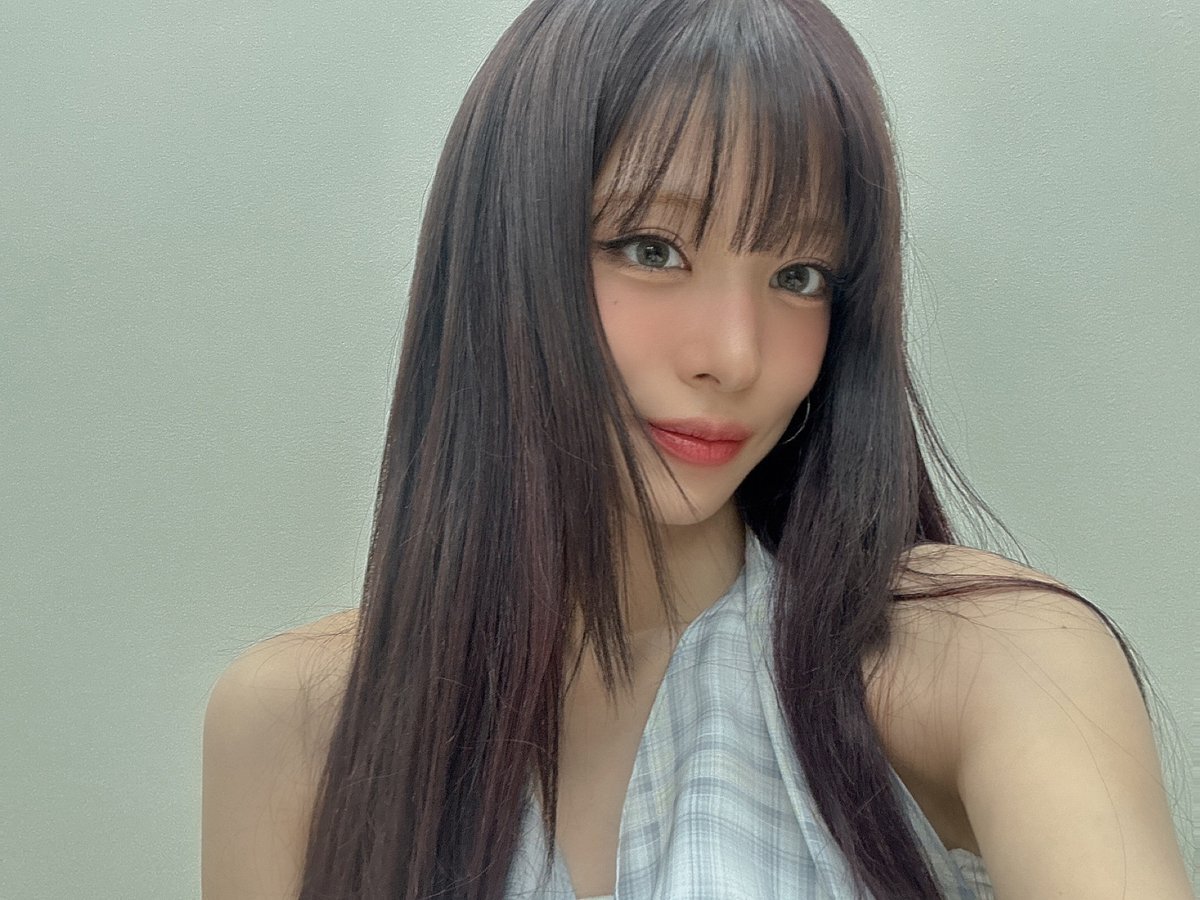 A moment captured by fromis (9)'s fan