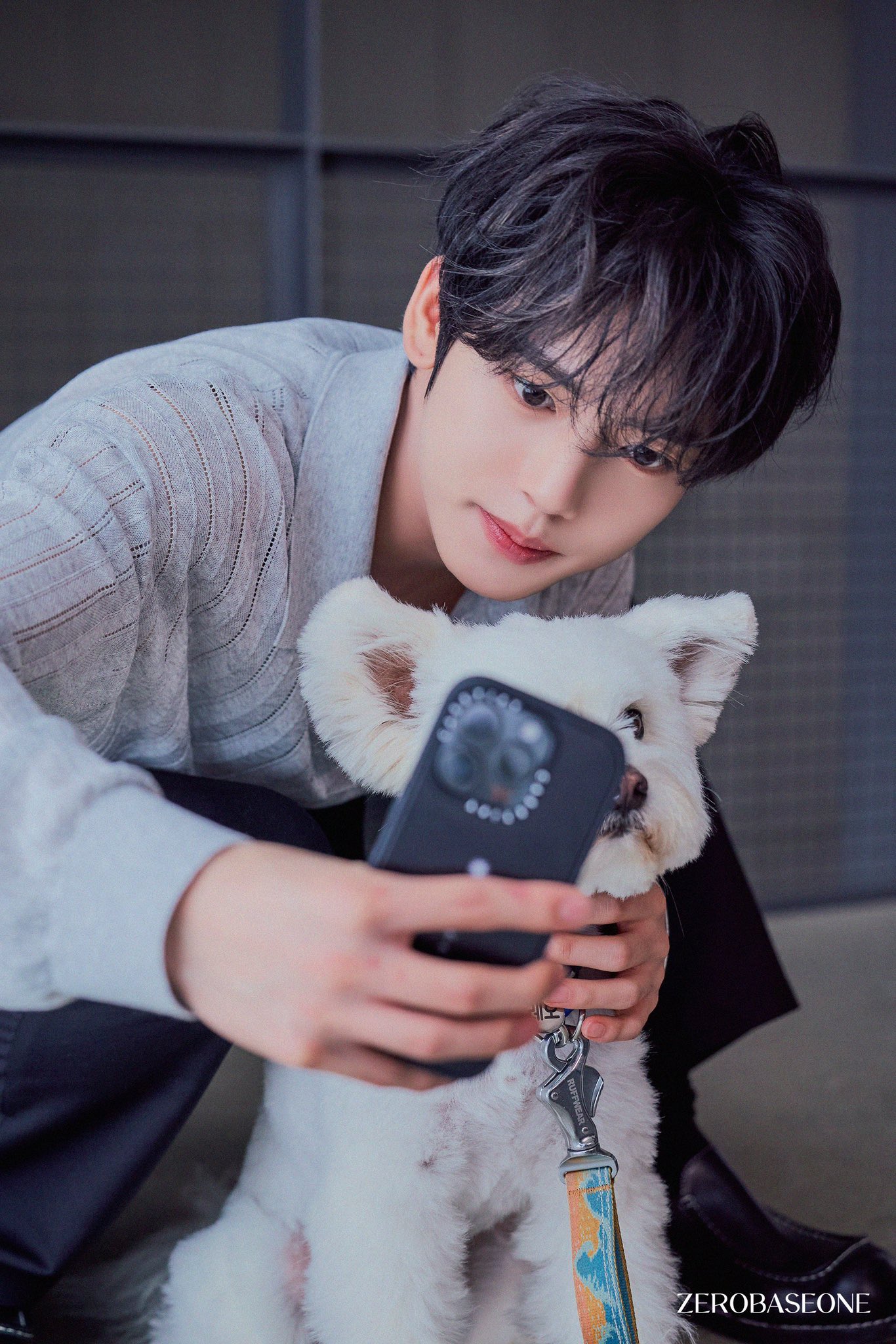 Behind-the-scenes cut of Han Yujin (ZEROBASEONE)