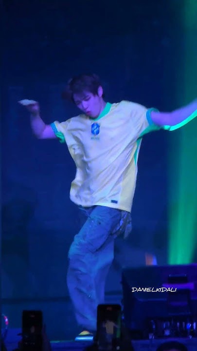 A moment captured by Kang Daniel's fan