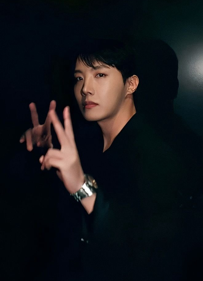 제이홉 (방탄소년단) 최근 활동샷