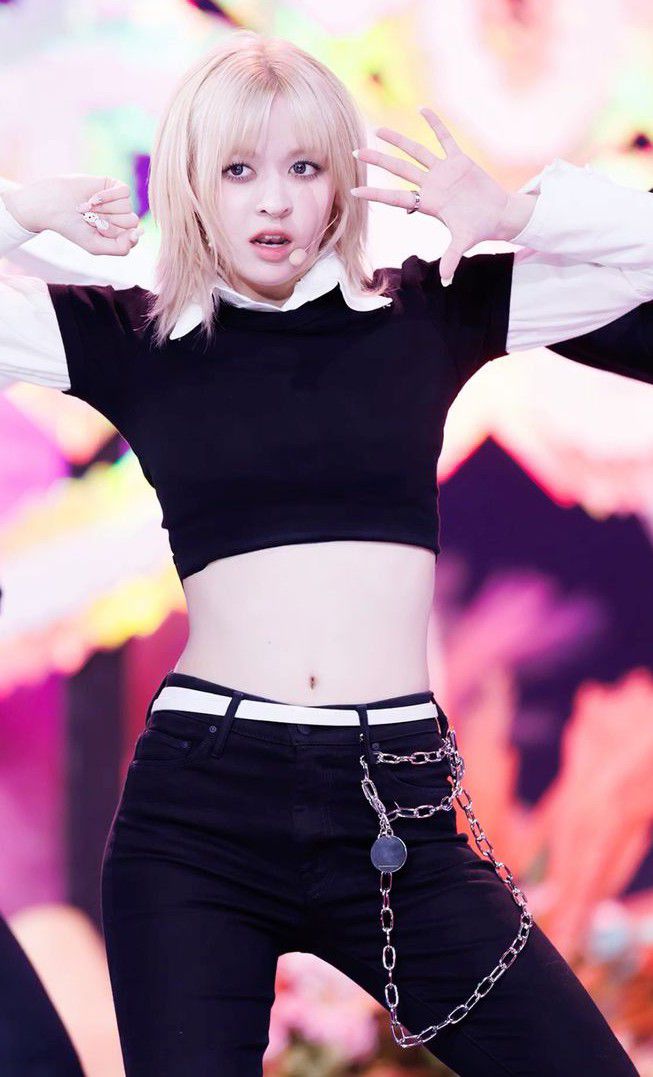 Behind-the-scenes cut of NMIXX