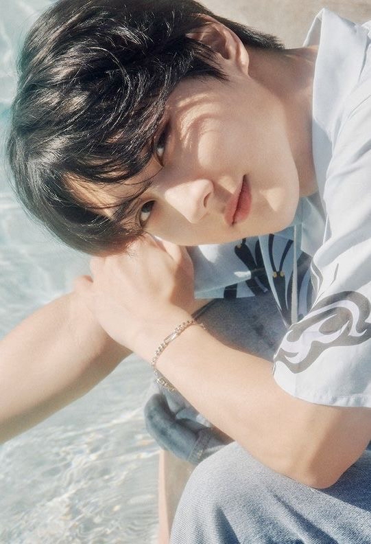 A moment captured by Jungwon (ENHYPEN)'s fan