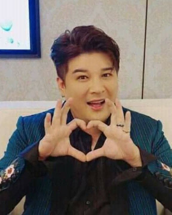 Latest photo of Shindong (Super Junior)