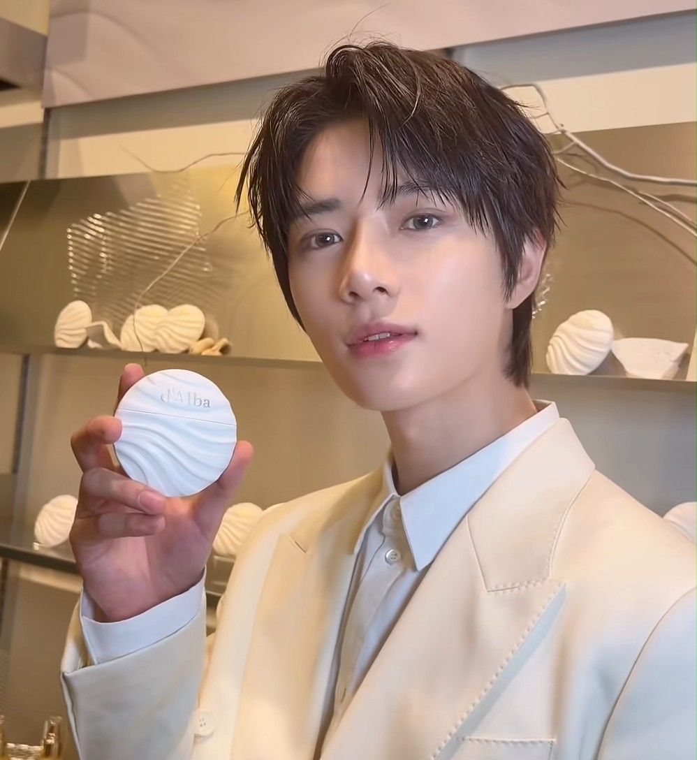 Behind-the-scenes cut of Beomgyu (TOMORROW X TOGETHER)