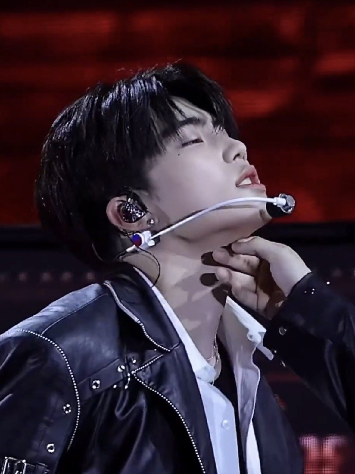 朴干旭 (ZEROBASEONE)粉丝拍下的瞬间