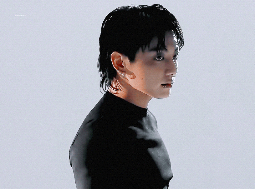 Foto aktivitas terbaru Jungkook (BTS)