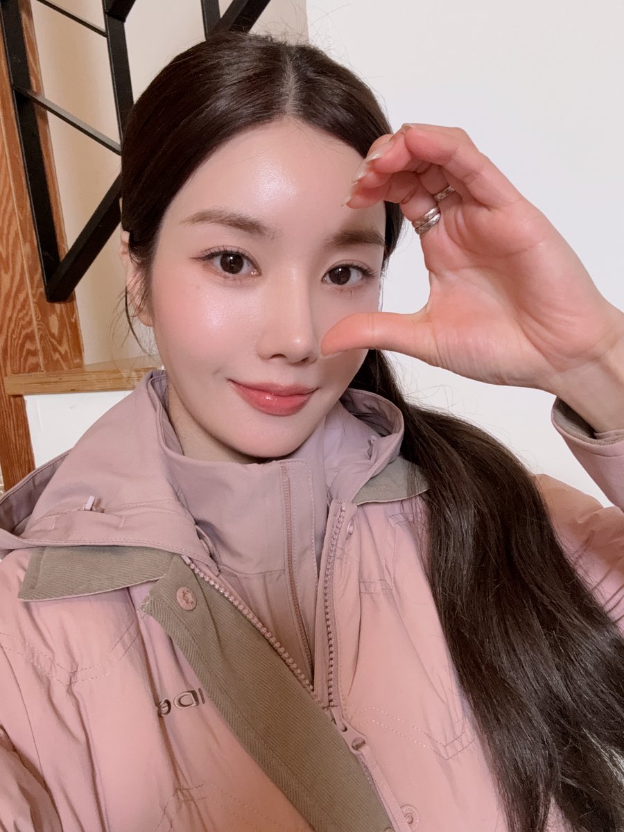 Recent activity shot of Kwon Eunbi
