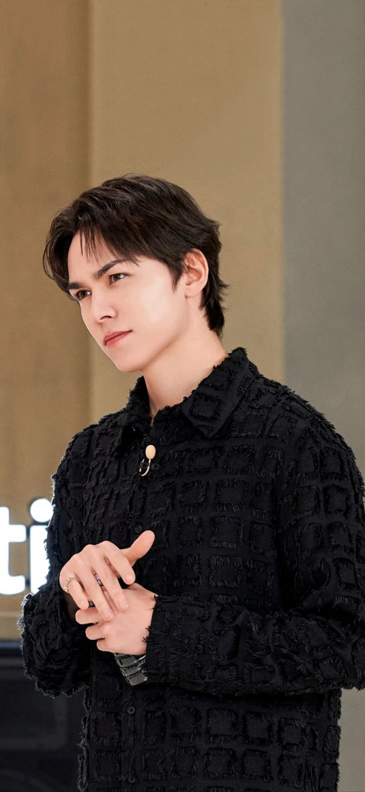 Latest photo of Vernon (SEVENTEEN)
