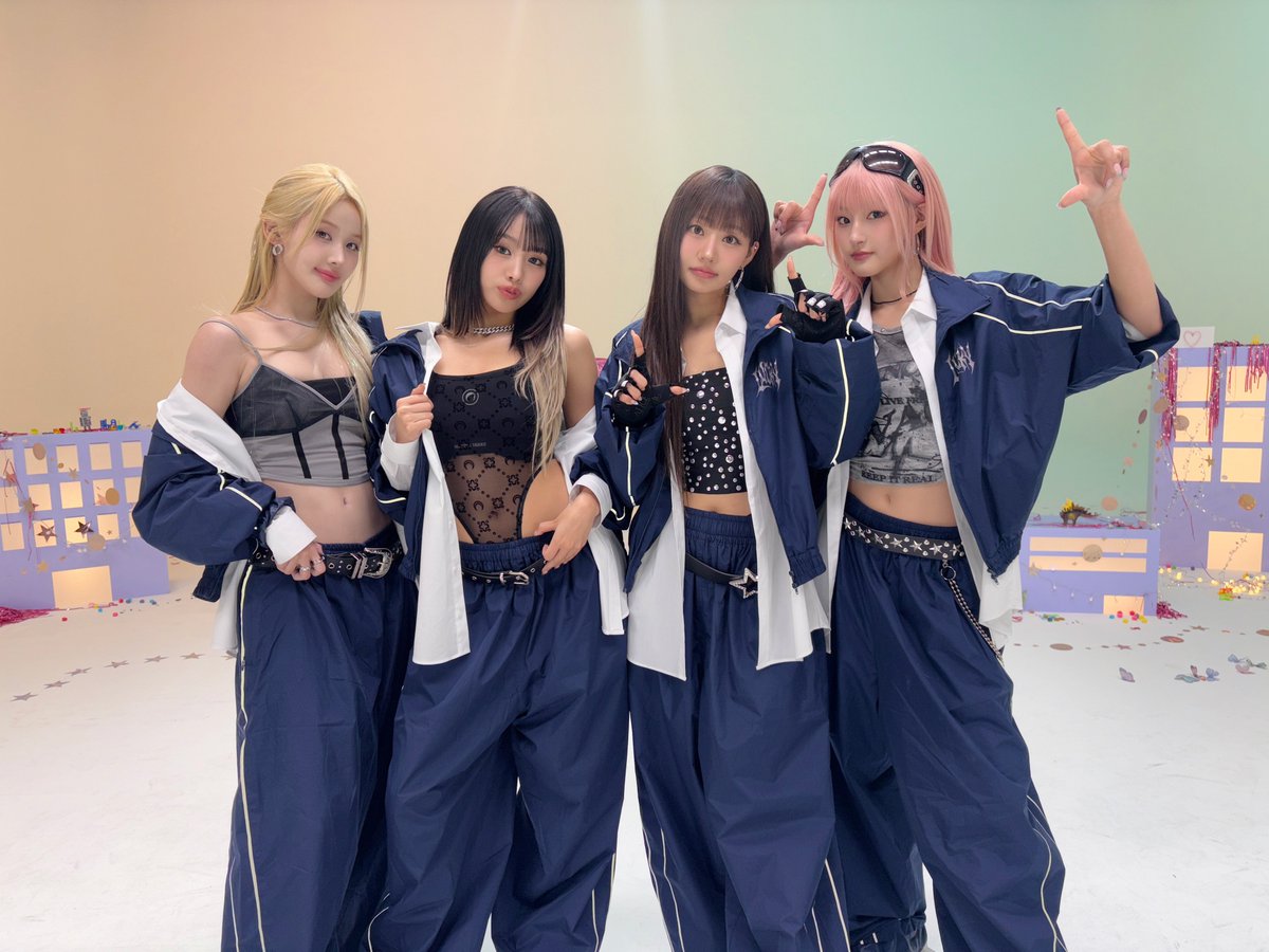 Latest photo of KISS OF LIFE