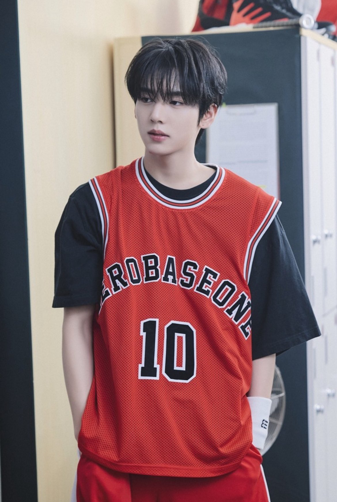 Foto terbaru Han Yujin (ZEROBASEONE)