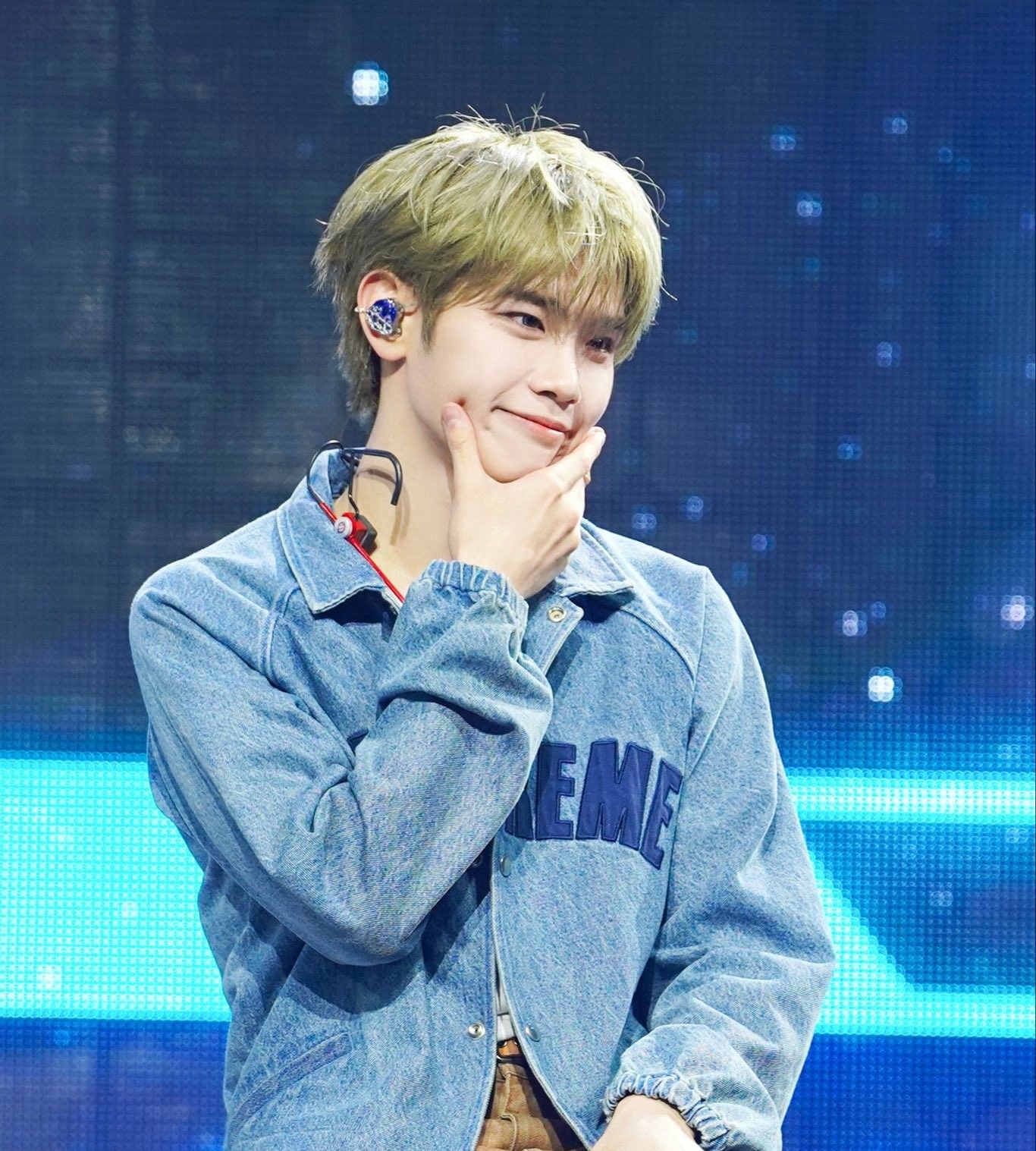 金泰来 (ZEROBASEONE)的最新活动照片