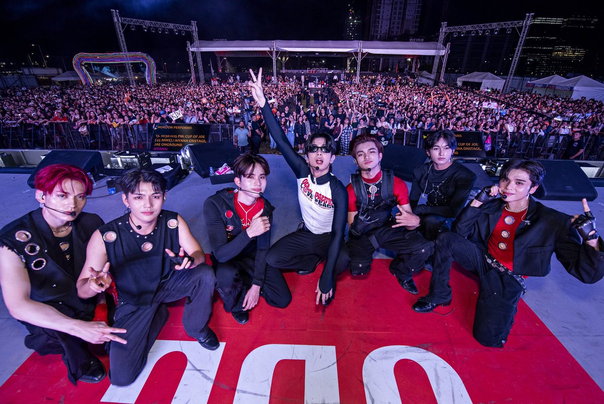 A moment captured by HORI7ON's fan