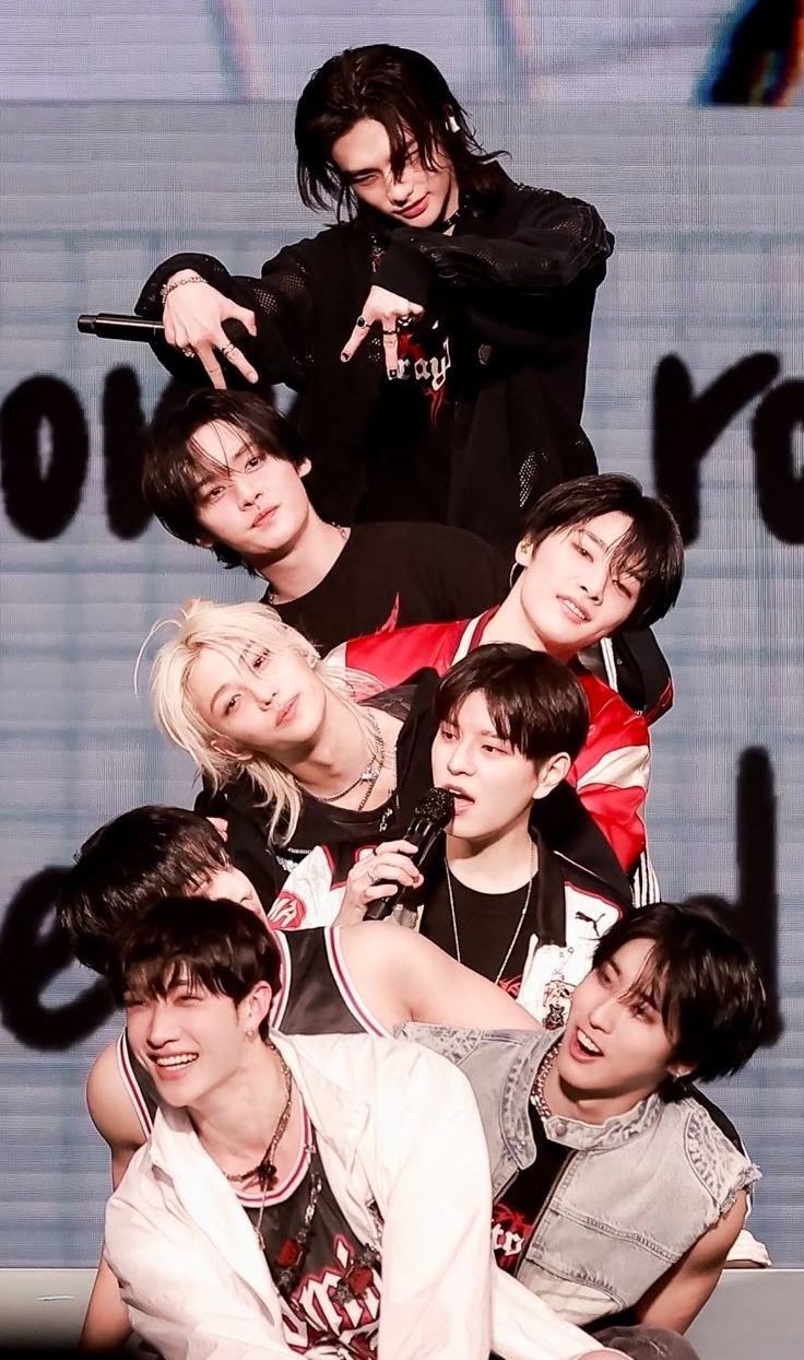 The most beloved wallpaper among Stray Kids's fans