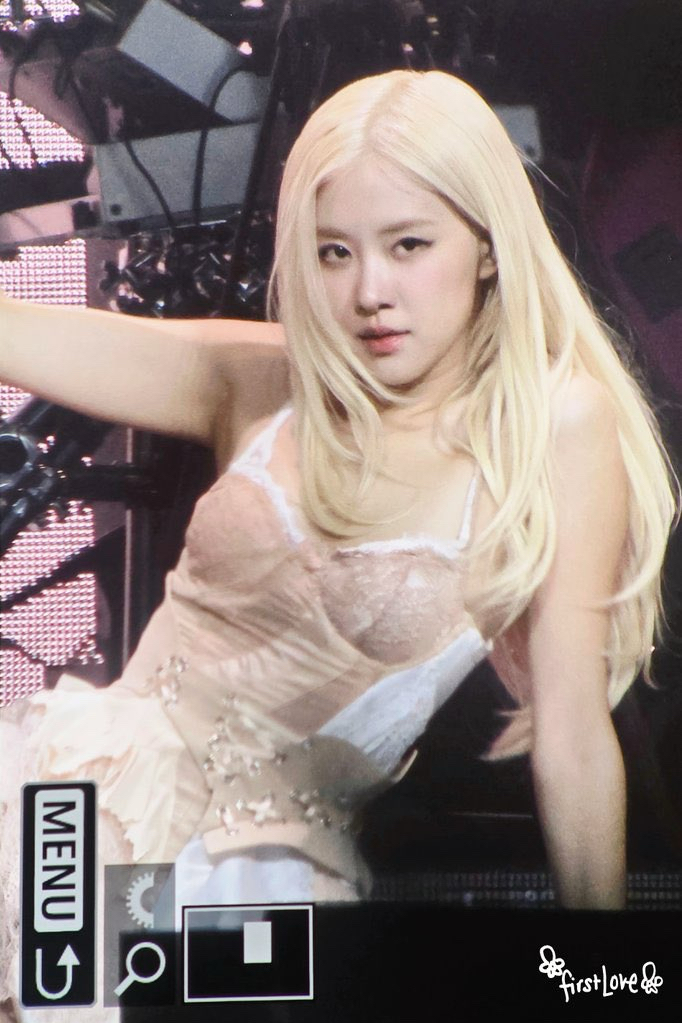 로제 (BLACKPINK)의 최신 사진