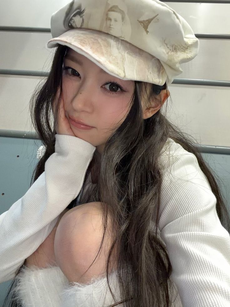 A moment captured by Moka (ILLIT)'s fan