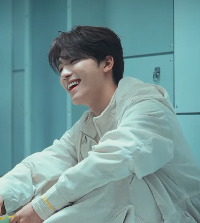 Latest photo of Dino (SEVENTEEN)