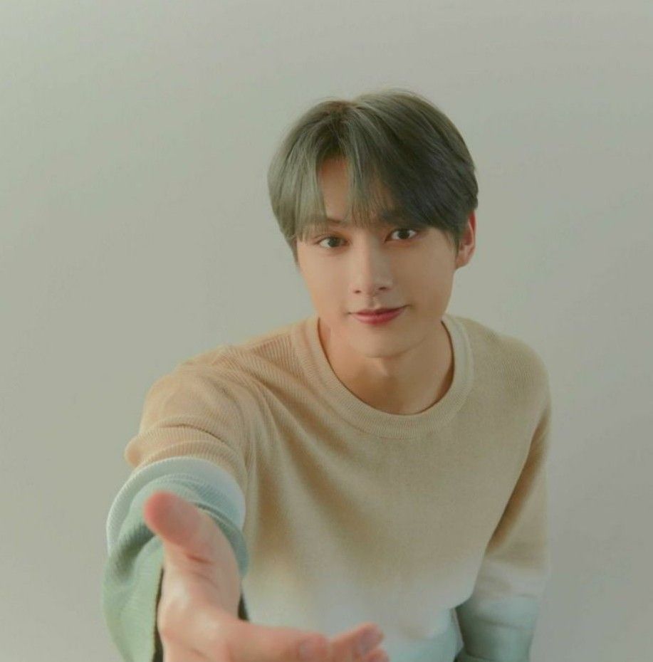 Jun (SEVENTEEN)粉絲拍下的瞬間