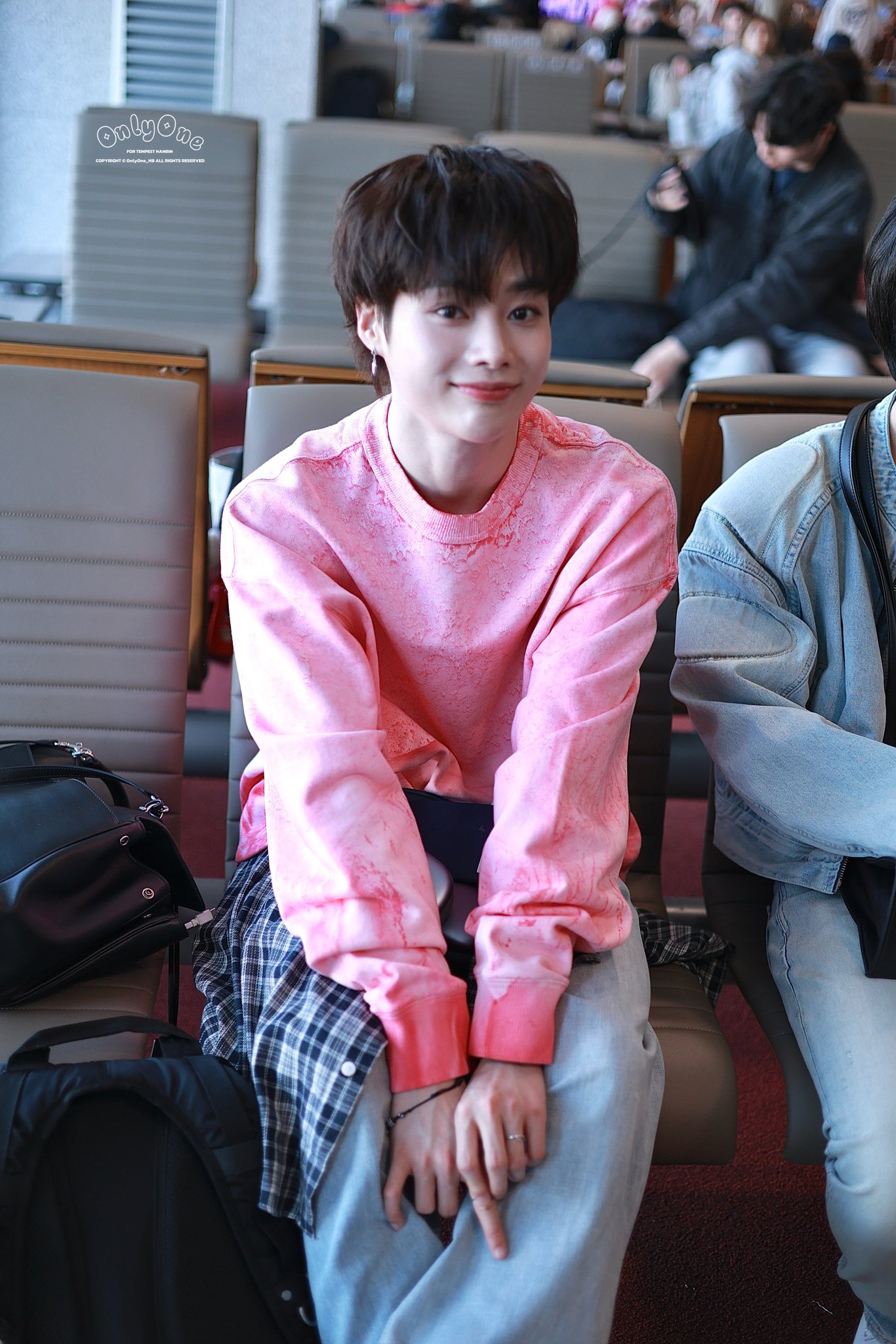 Behind-the-scenes cut of Hanbin (TEMPEST)