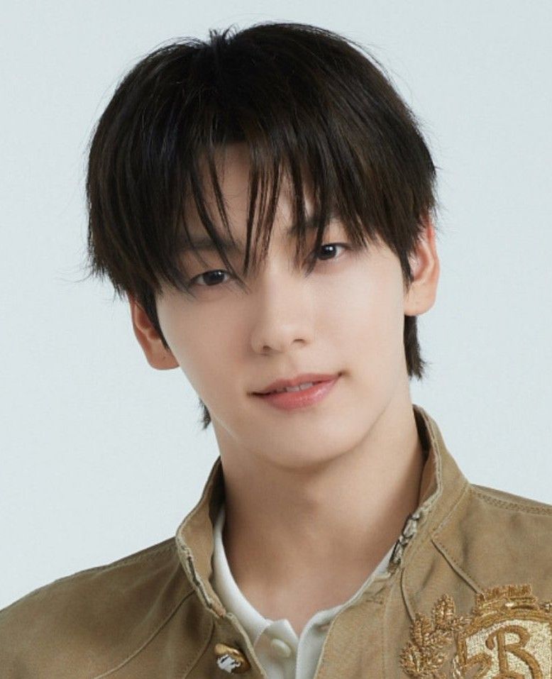 수빈 (투모로우바이투게더)의 최신 사진