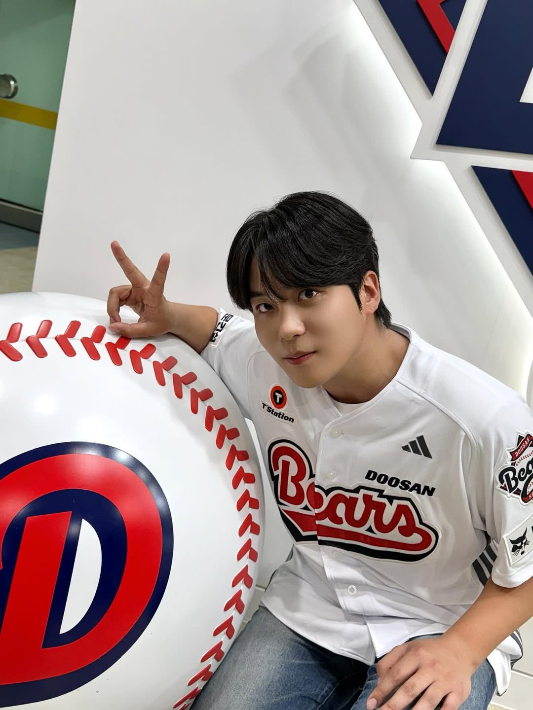 Behind-the-scenes cut of Jongho (ATEEZ)
