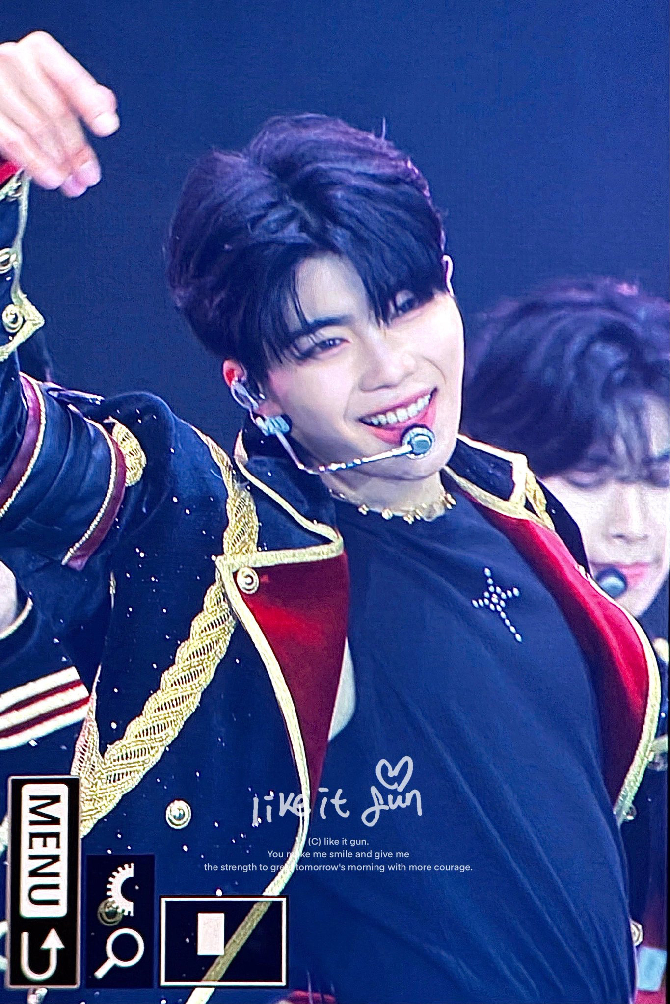 Potret di balik layar Park Gunwook (ZEROBASEONE)