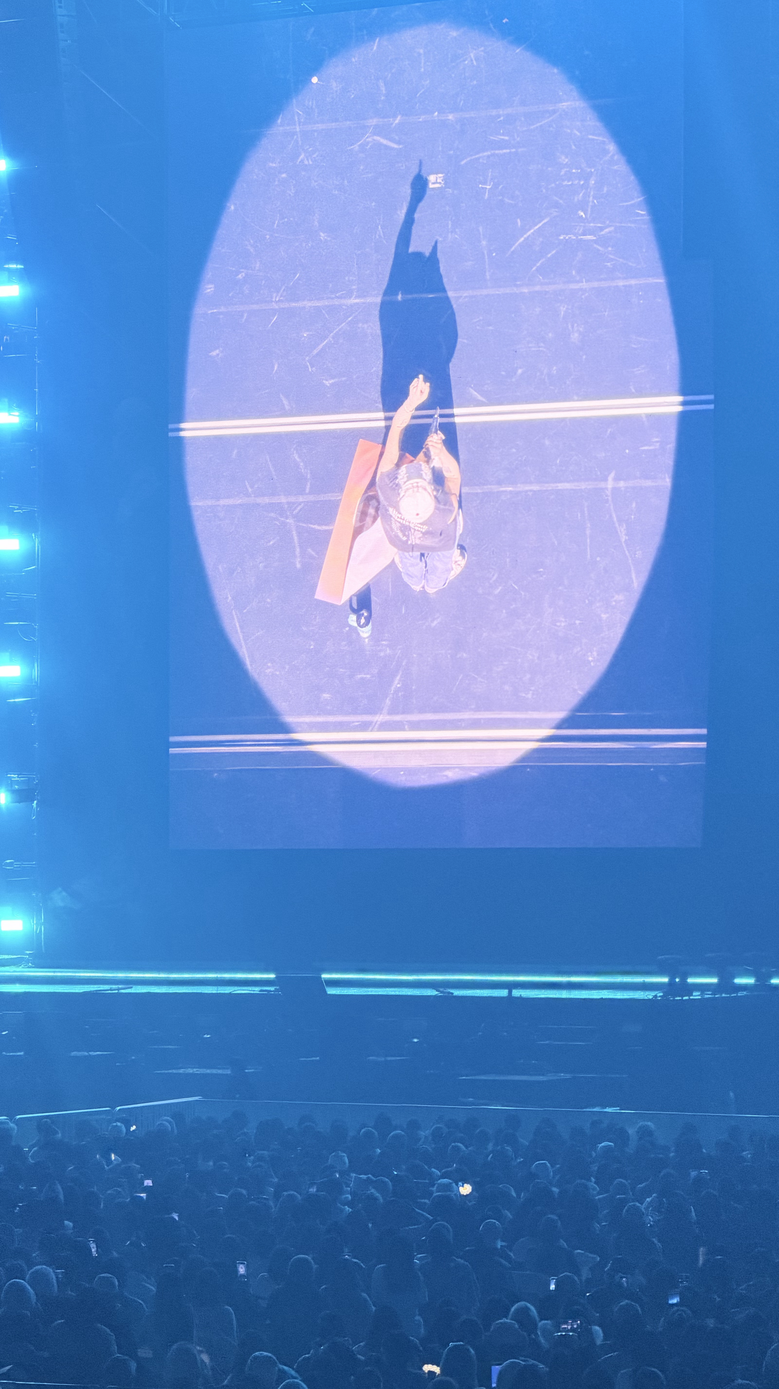 Today's most popular wallpaper in the G-DRAGON (BIGBANG) community