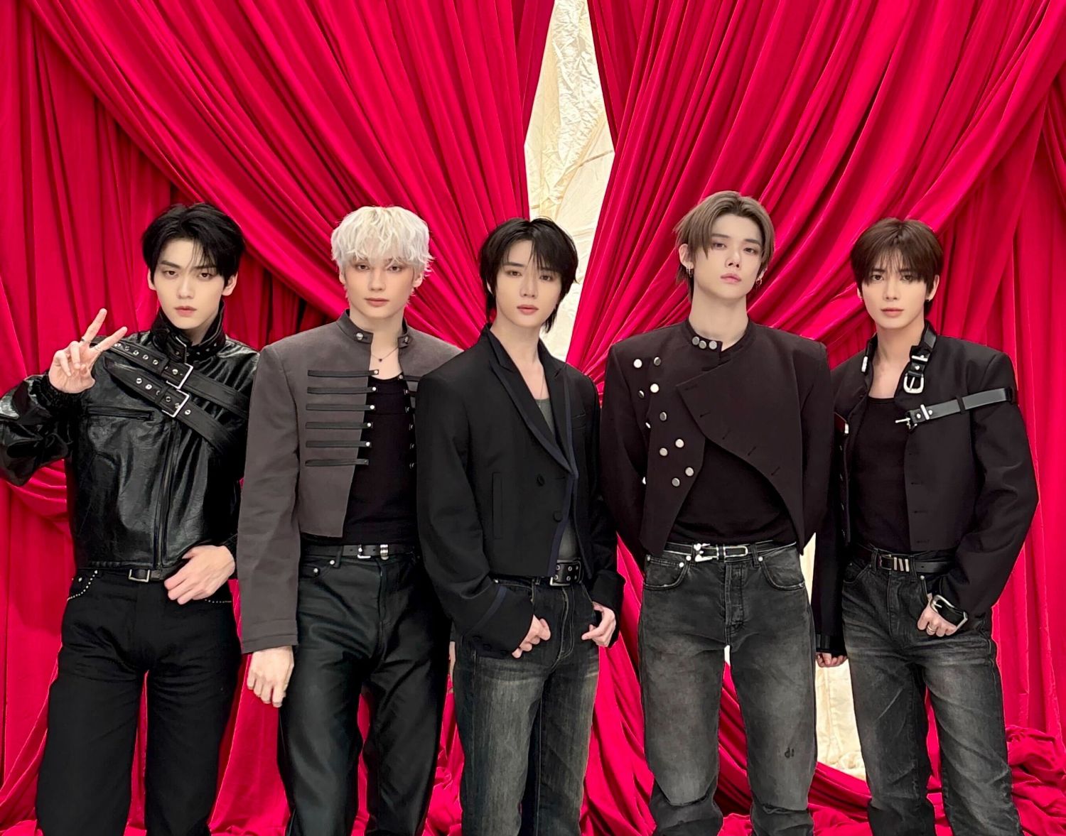 TOMORROW X TOGETHER的最新照片