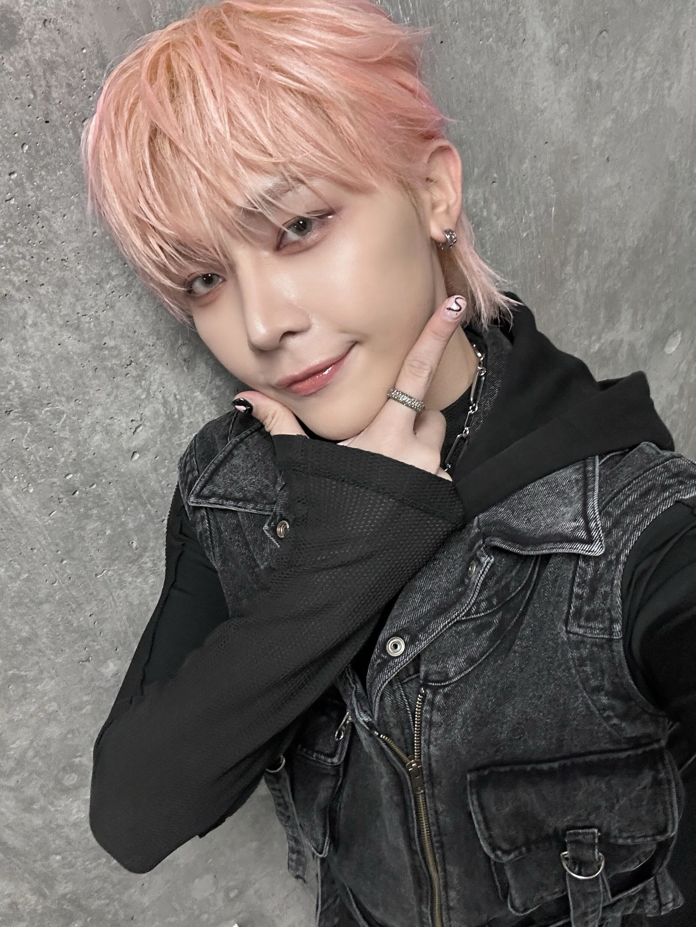 Nicholas (&TEAM)的最新活动照片