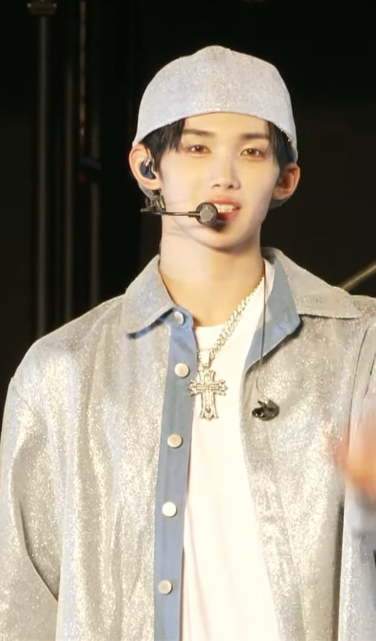 Behind-the-scenes cut of Jo (&TEAM)