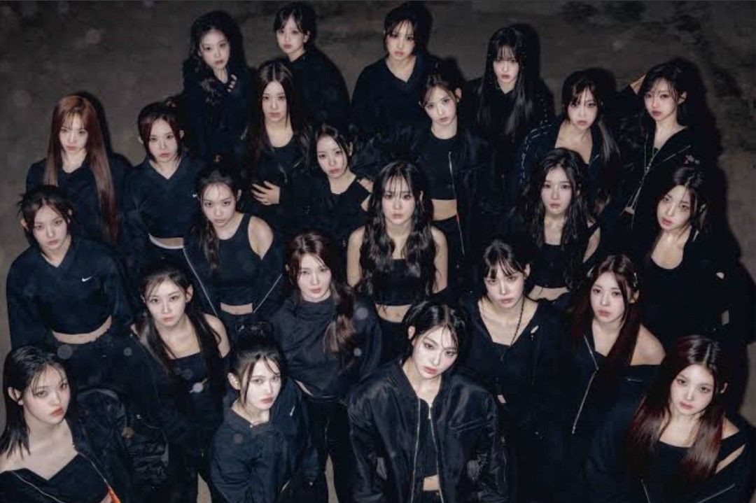 Latest photo of tripleS