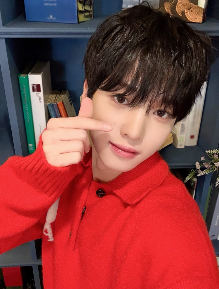 Recent activity shot of Yujun (Xikers)