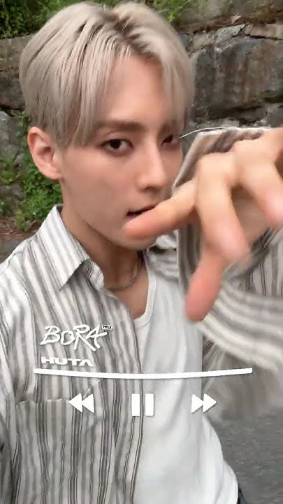 A moment captured by Lee Minhyuk (BTOB)'s fan