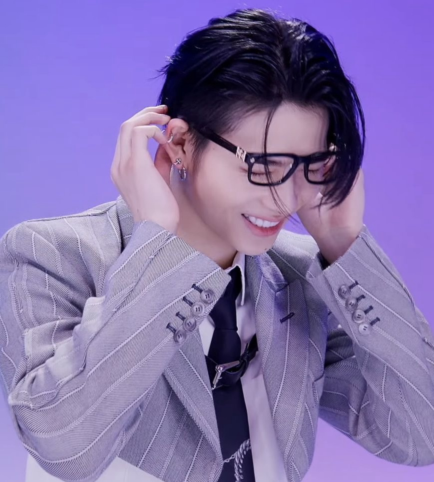 Foto terbaru NI-KI (ENHYPEN)