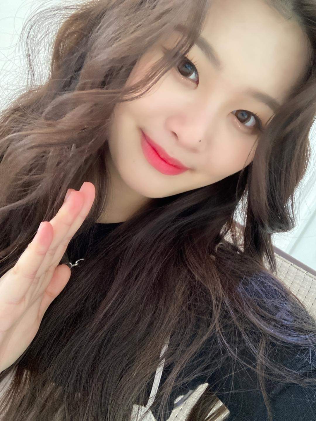 Behind-the-scenes cut of PURPLE K!SS