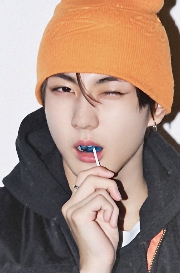 Latest photo of Jungwon (ENHYPEN)