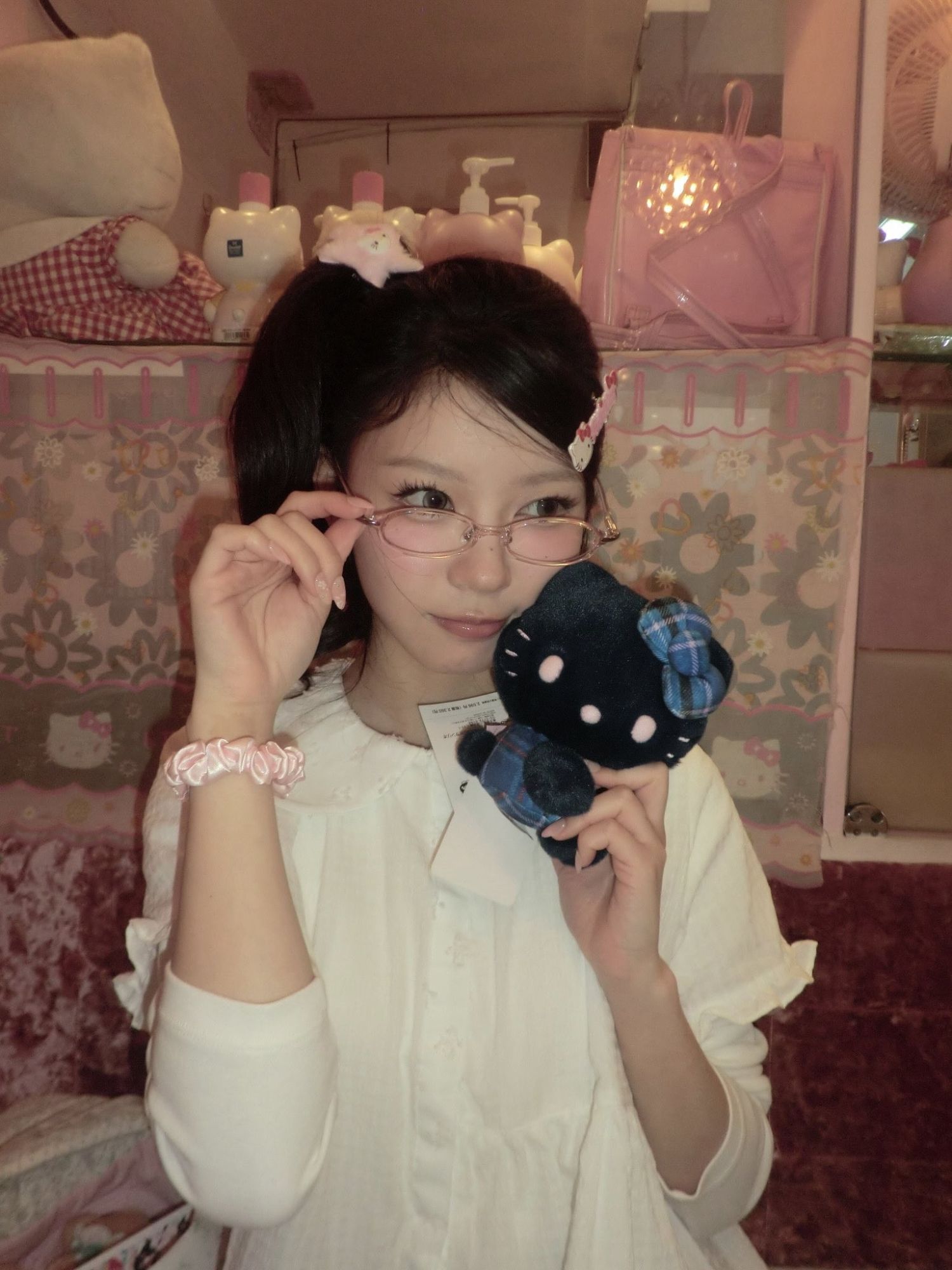 Latest photo of Moka (ILLIT)
