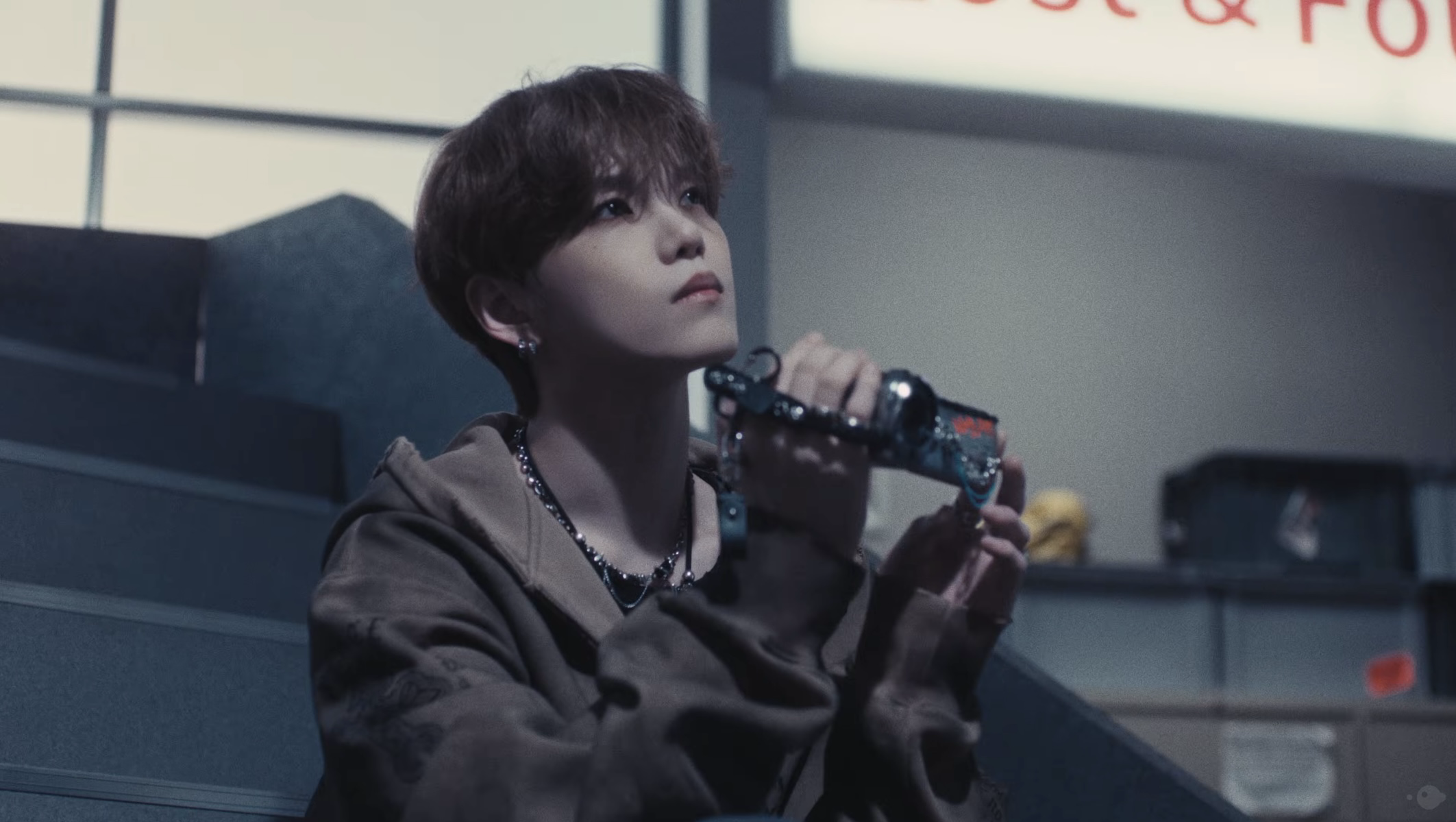 Recent activity shot of Gyehyeon (VERIVERY)