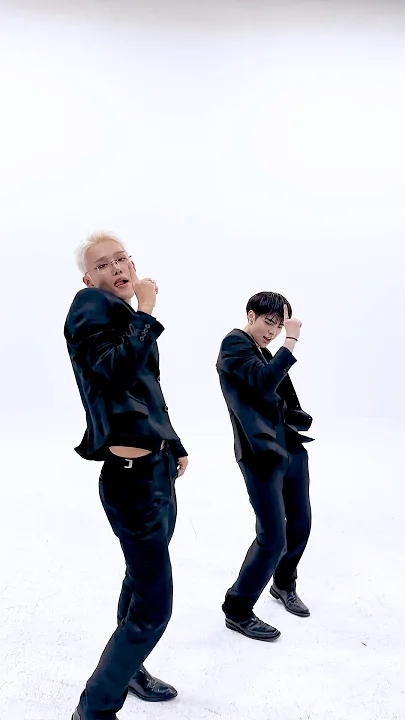 Behind-the-scenes cut of CIX