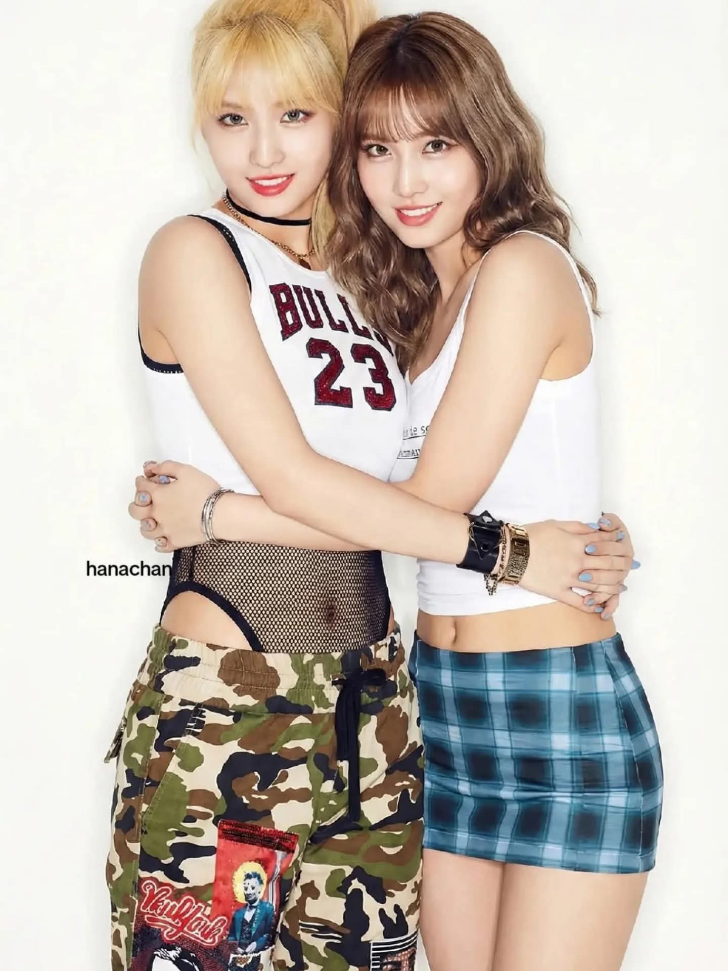 Momen yang diabadikan oleh penggemar TWICE