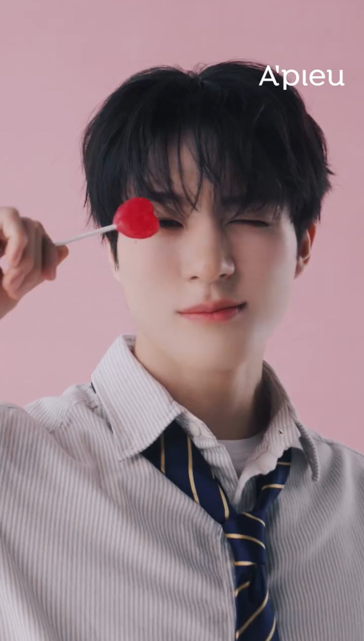 The most beloved wallpaper among Jeno (NCT DREAM)'s fans