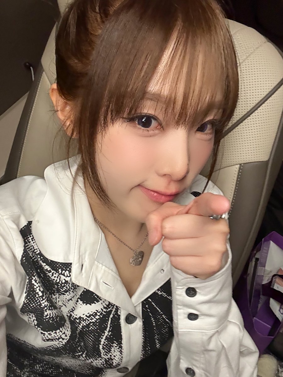 A moment captured by Choi Yena's fan