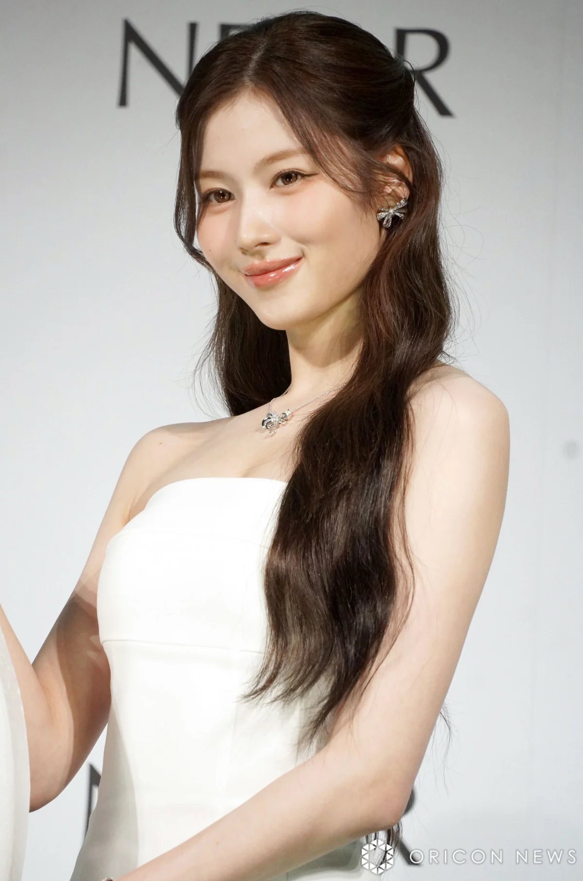 Sana (TWICE)的最新照片