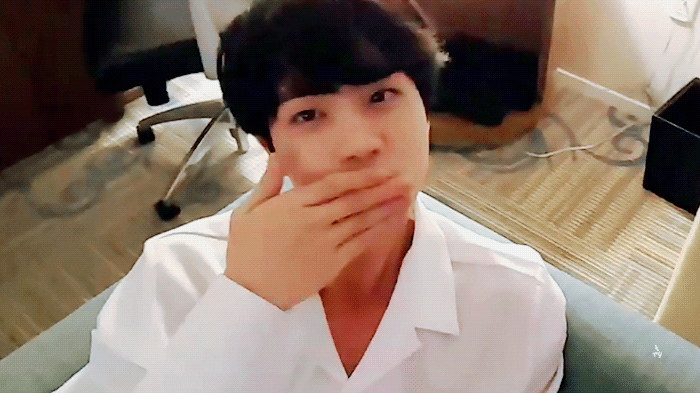 Foto terbaru Jin (BTS)