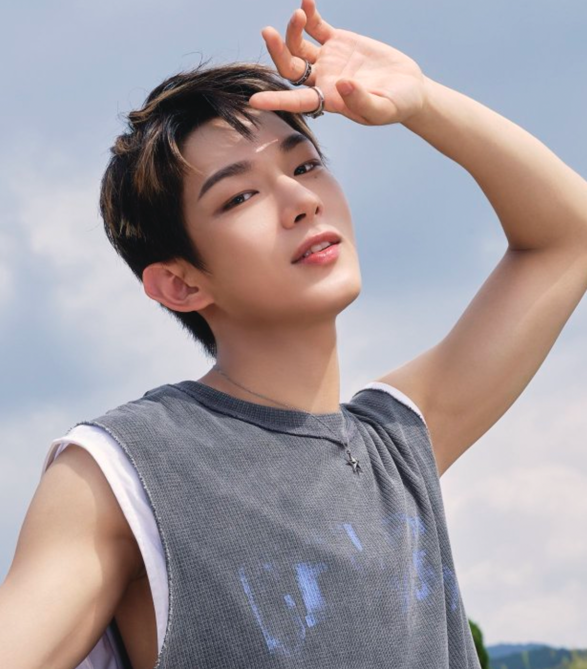 Behind-the-scenes cut of Steven (AHOF)