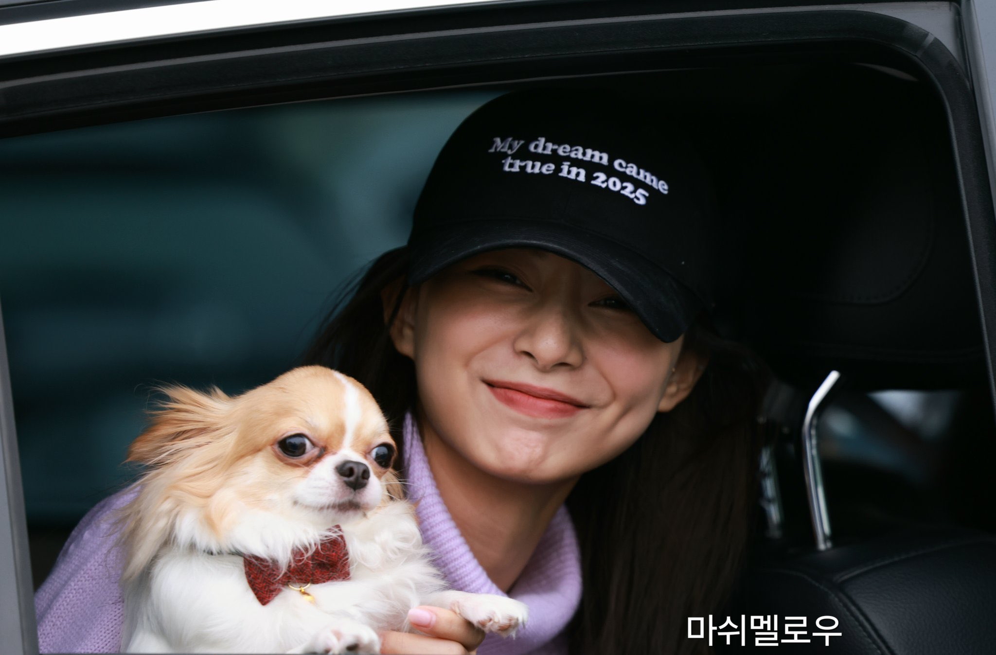 Foto aktivitas terbaru Tzuyu (TWICE)