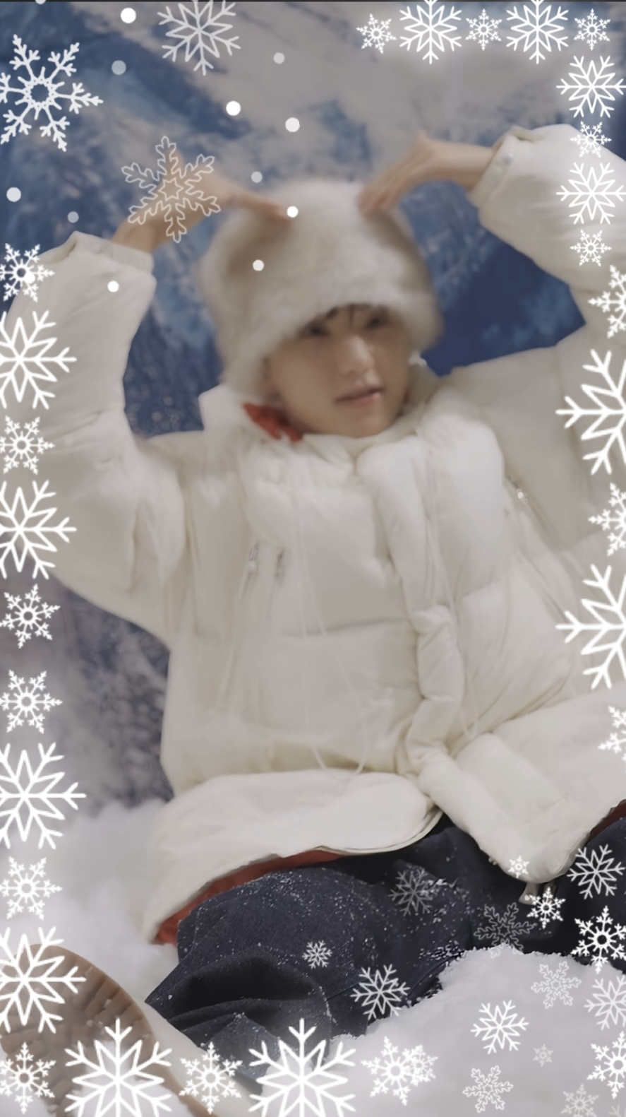 Recent activity shot of Hoshi (SEVENTEEN)