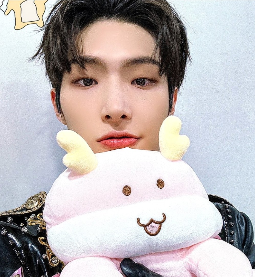 Recent activity shot of Mingi (ATEEZ)